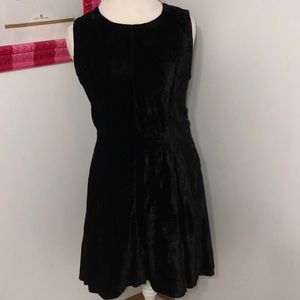 90s VINTAGE Starina Black crushed Velvet dress